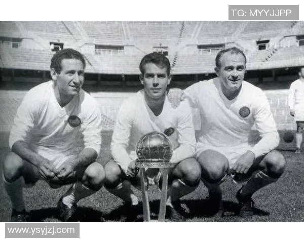 足球明星小布什的传奇人生与足球成就全解析 足球明星小布什的传奇人生与足球成就全解析