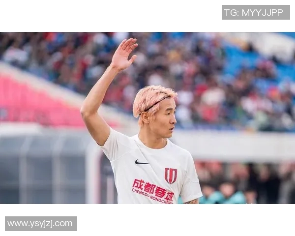 韦世豪：香港足球明星的崛起与未来发展之路探讨