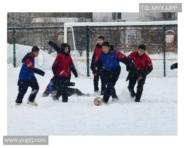 冬季假期足球明星们的旅游探险之旅揭秘与精彩瞬间分享 冬季假期足球明星们的旅游探险之旅揭秘与精彩瞬间分享