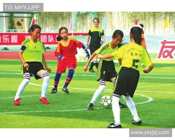 乐动体育足球培训方案全面提升青少年技能与团队合作能力